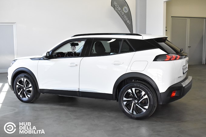 PEUGEOT 2008 BlueHDi 130 S&S EAT8 Allure